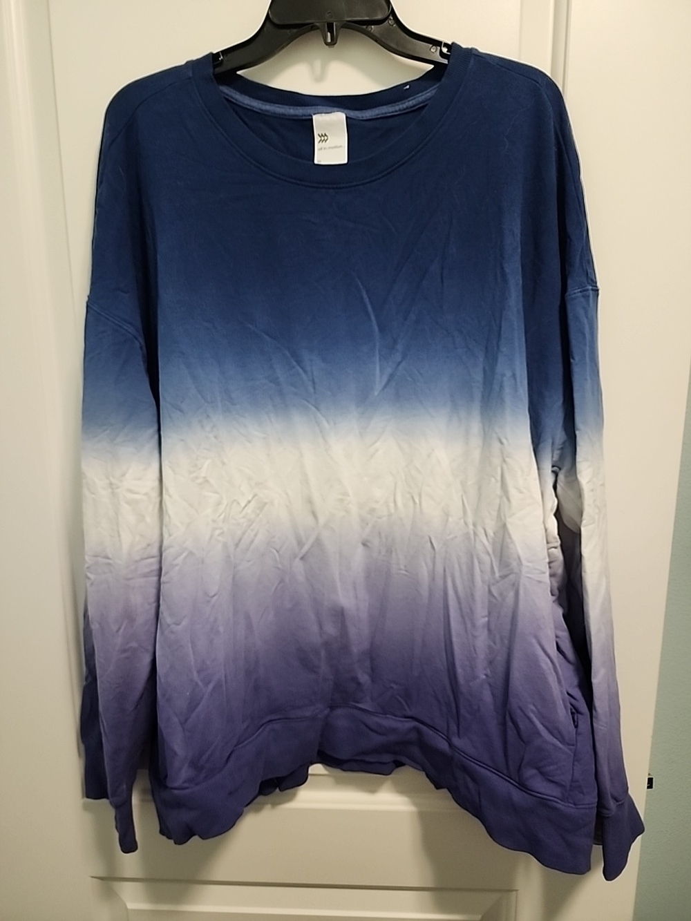 all in motion Blue to White Ombre Crewneck Sweatshirt